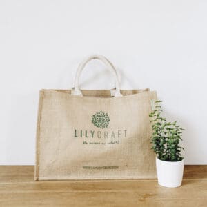 Economique, écologique, à la mode et durable : découvrez le sac en toile de jute Lilycraft !