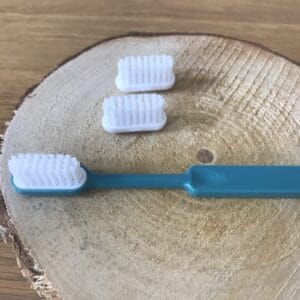 Une brosse à dents écologiques avec des têtes rechargeables. Super pour l'écologie.